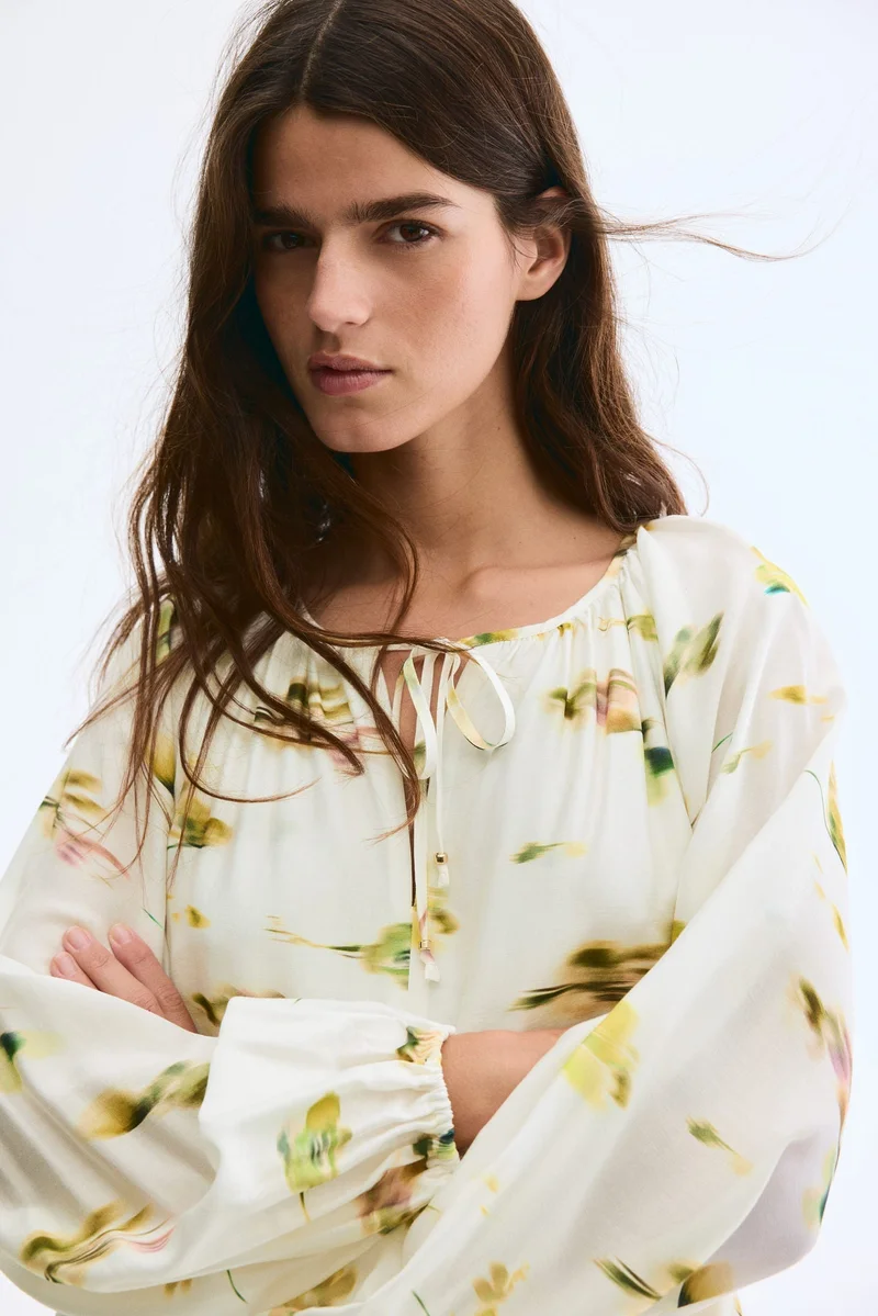 اتش اند ام فستان بحافة سفلية منفوخة